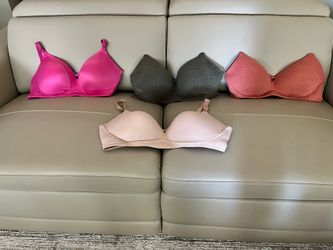 TORRID 42 DD no under wire