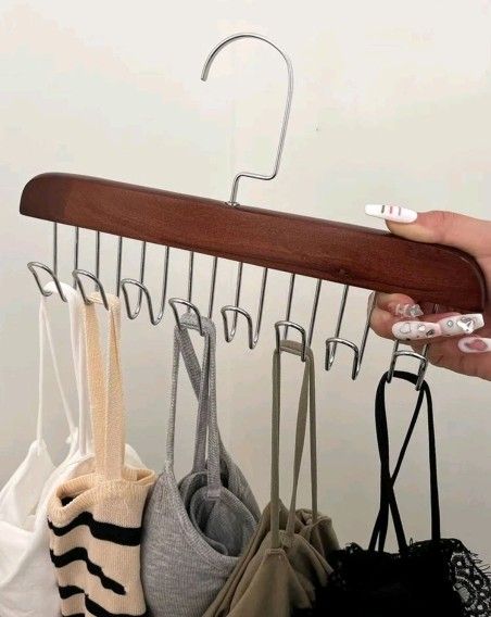 MULTIFUNCTIONAL STRAP HANGER 1PC