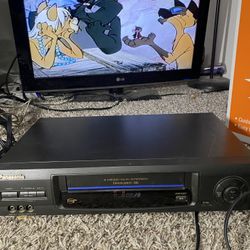 Panasonic Blue Line PV-V4610 VHS VCR Omnivision Player Recorder No Remote WORKS