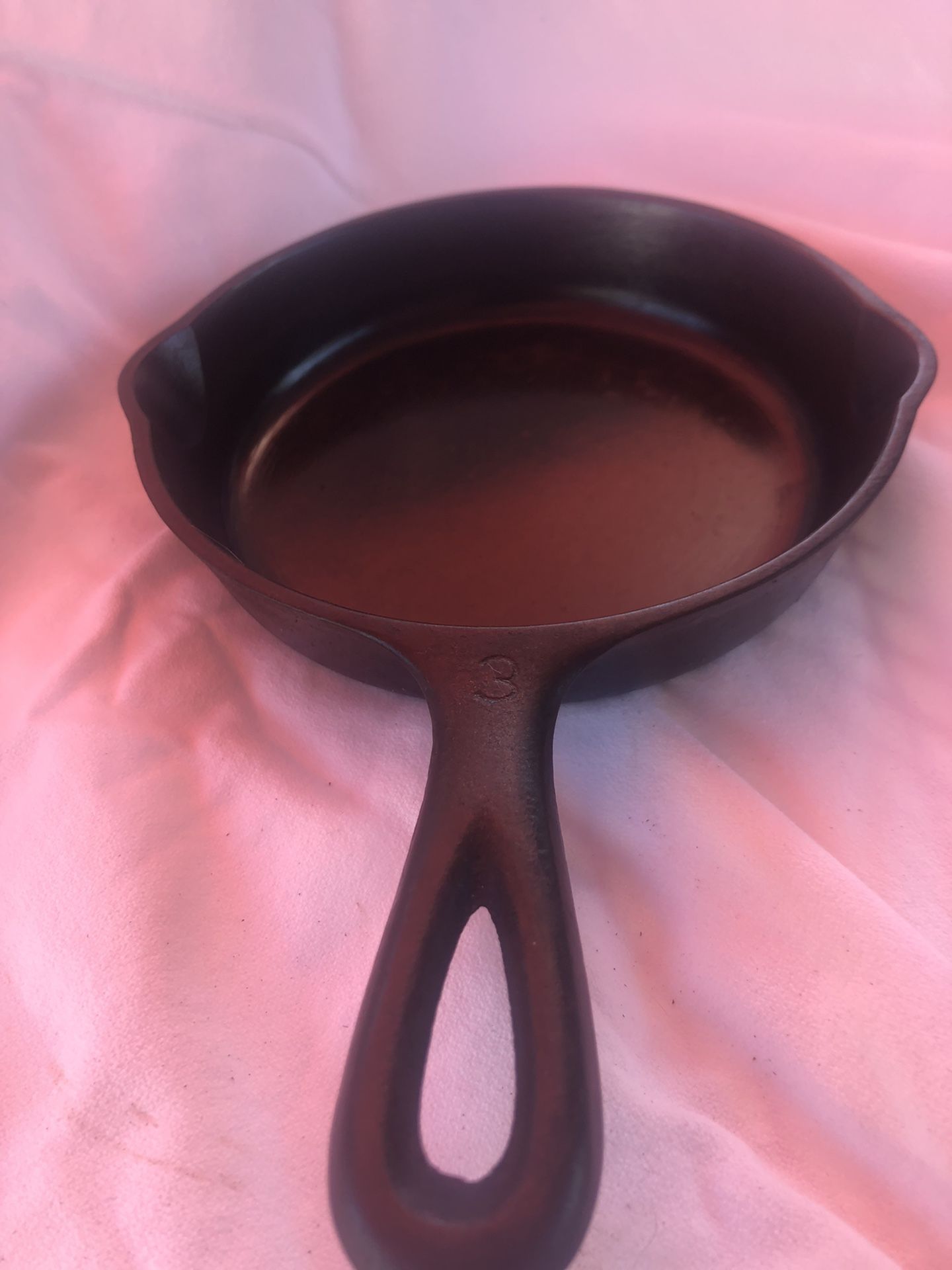 Antique Cast Iron Skillet Wagner Ware 6 inch Double Spout