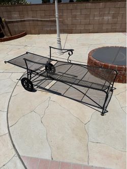 Multi-Position Iron Chaise Lounge Set