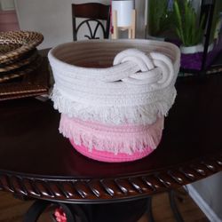 BASKET Woven