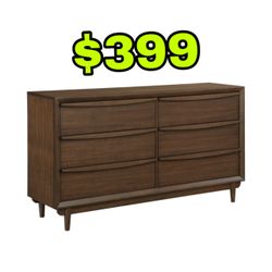 Beautiful New 6 Drawer Dresser Only $399!!!