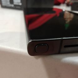 Samsung Galaxy S24 Ultra 512GB Titanium Black Bundle