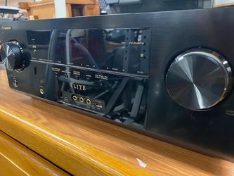 Pioneer Elite's VSX-40 audio/video multi-channel receiver