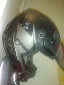 Riding helmet