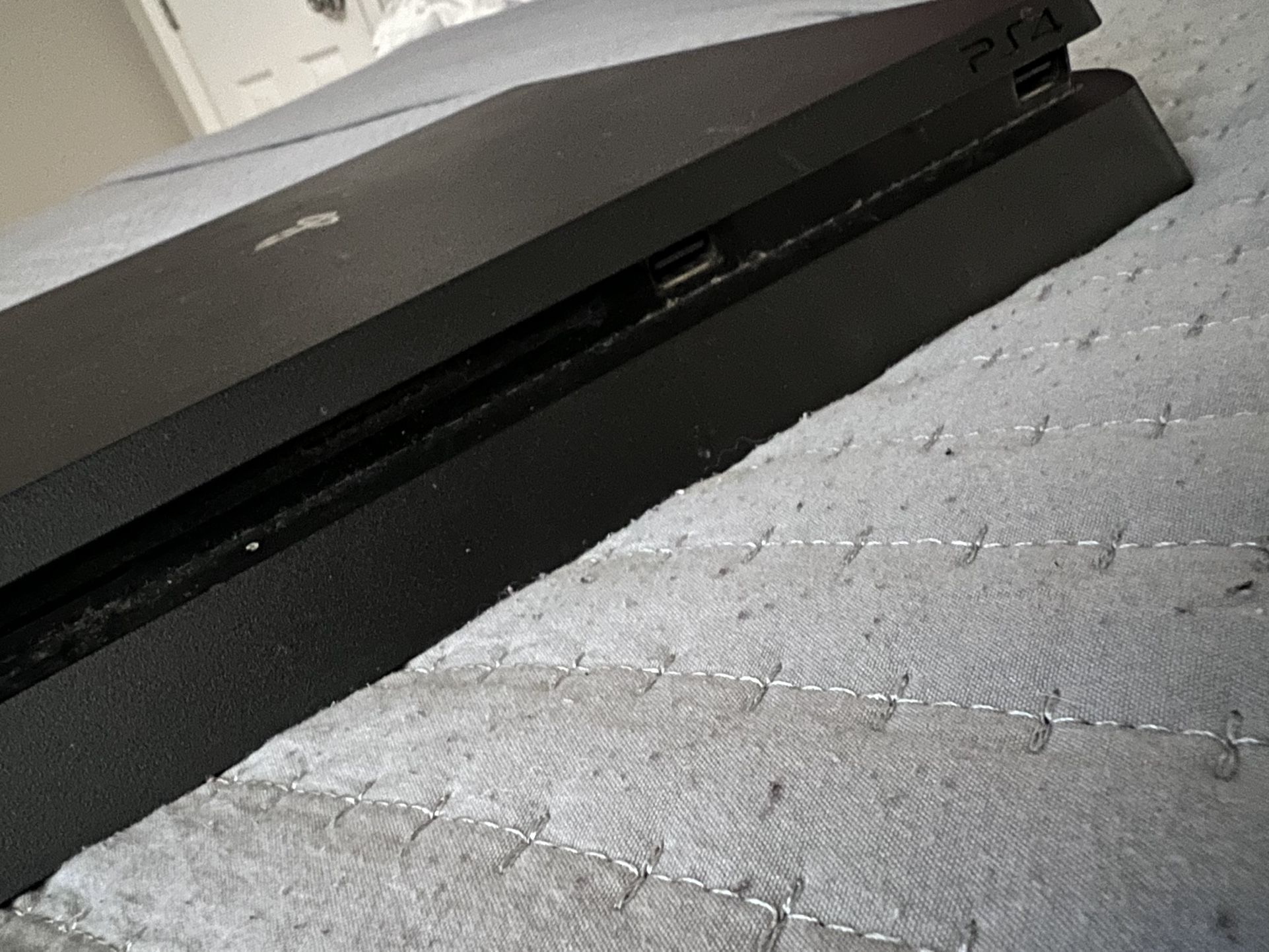 PS4