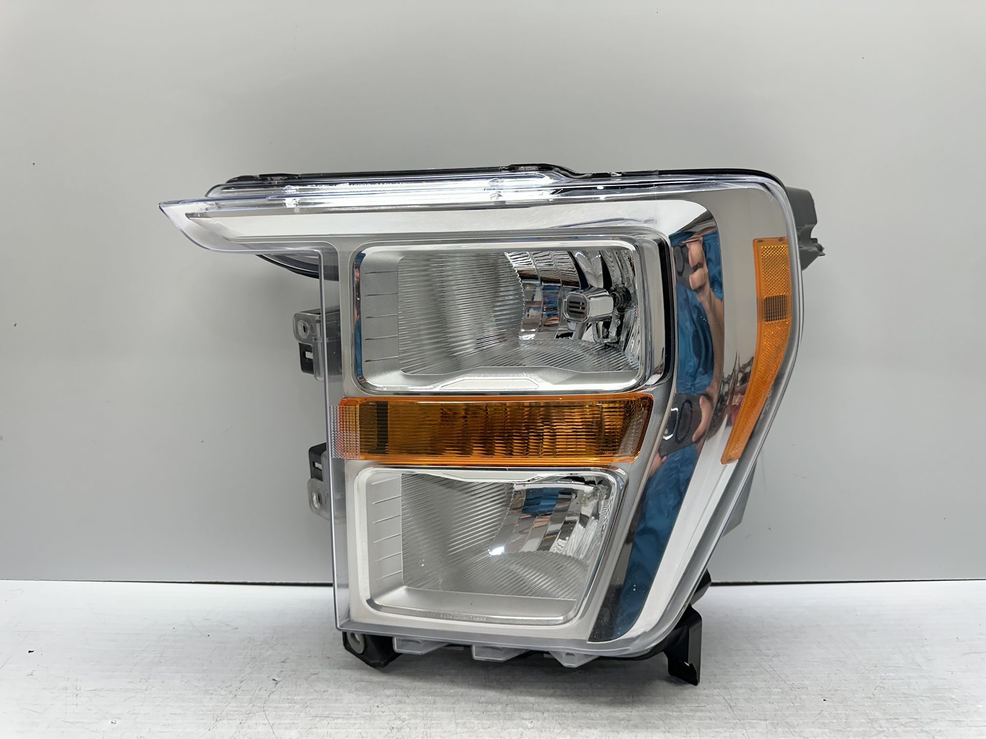 2021-2023 Ford F-150 Headlight Oem