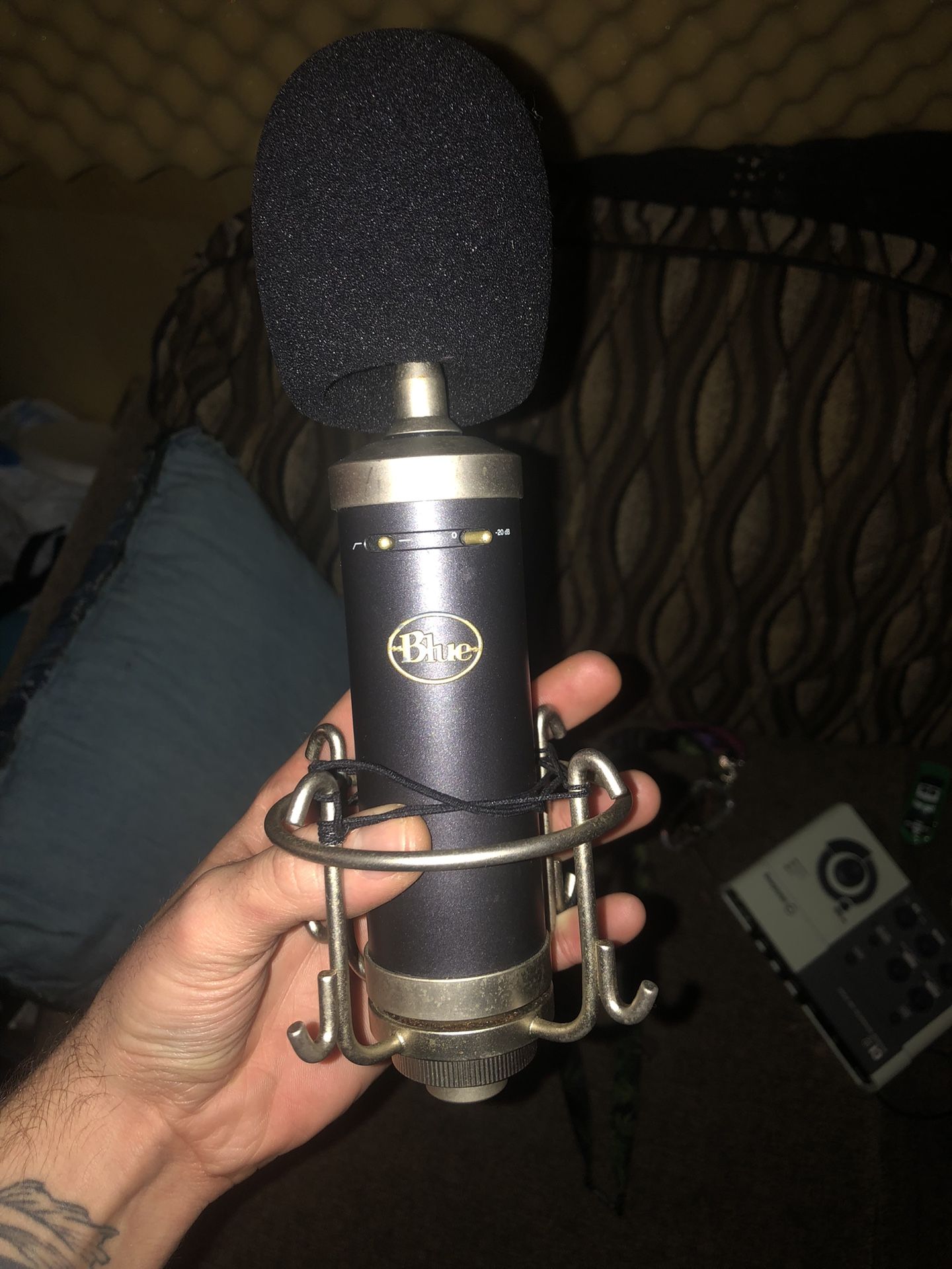 Music Blue mic Baby Bottle SL