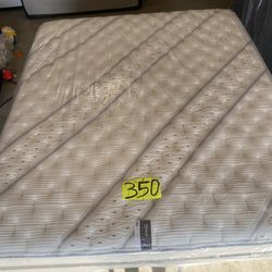 California King Mattress, And Boxspring, Simmons Beauty Rest