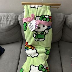 Hello Kitty Blanket
