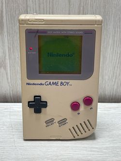 Nintendo Game Boy Handheld Gaming System (A1G012926)