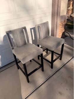 Bar chairs / countertops chairs ( 2)