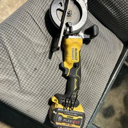 Dewalt Cordless Brushless Circular Saw 