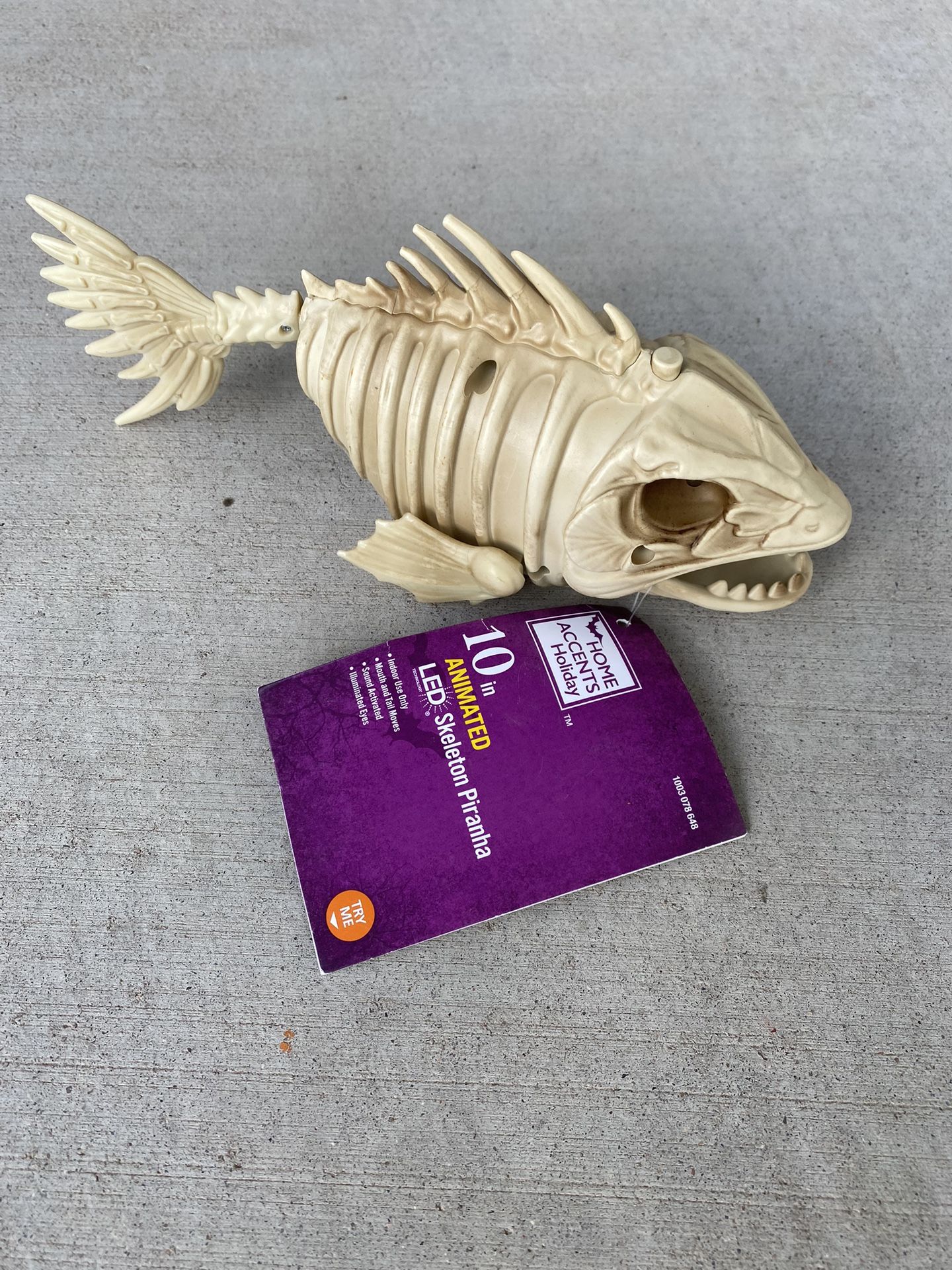 Halloween Motion Activated Piranha - Brand New