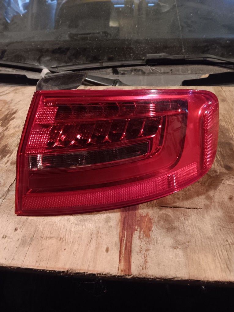 rear right passenger side outer tail light lamp OEM