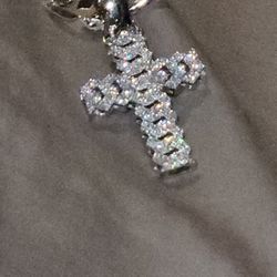 Vvs1 Moissanite diamond Pendant /925 Silver Chain 