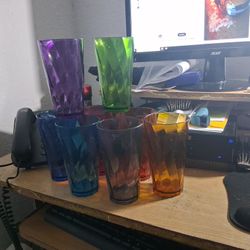 8 Plastic drinking Glasses  Brand New Never Used