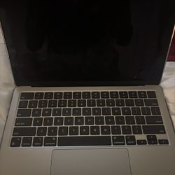 Mac Book Pro 2024 