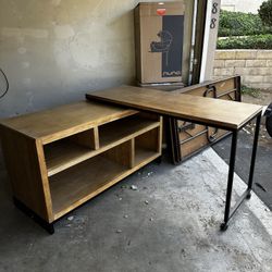 Rotating L Desk 