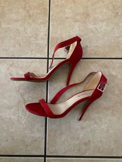 Red body central heels