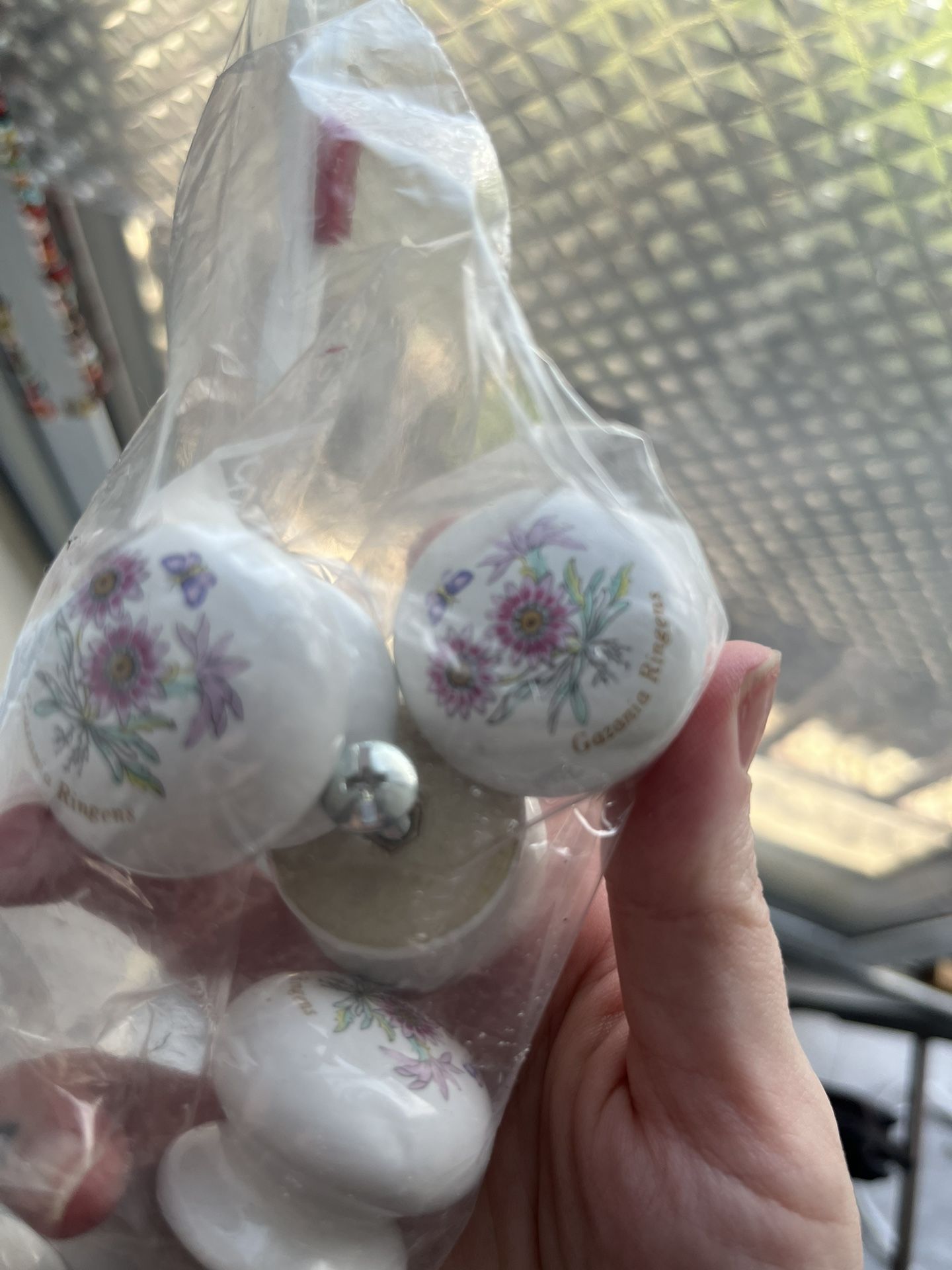 Knobs Floral
