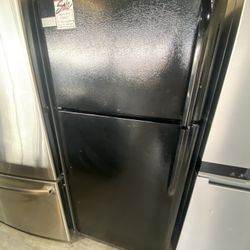 Frigidaire Top Freezer
