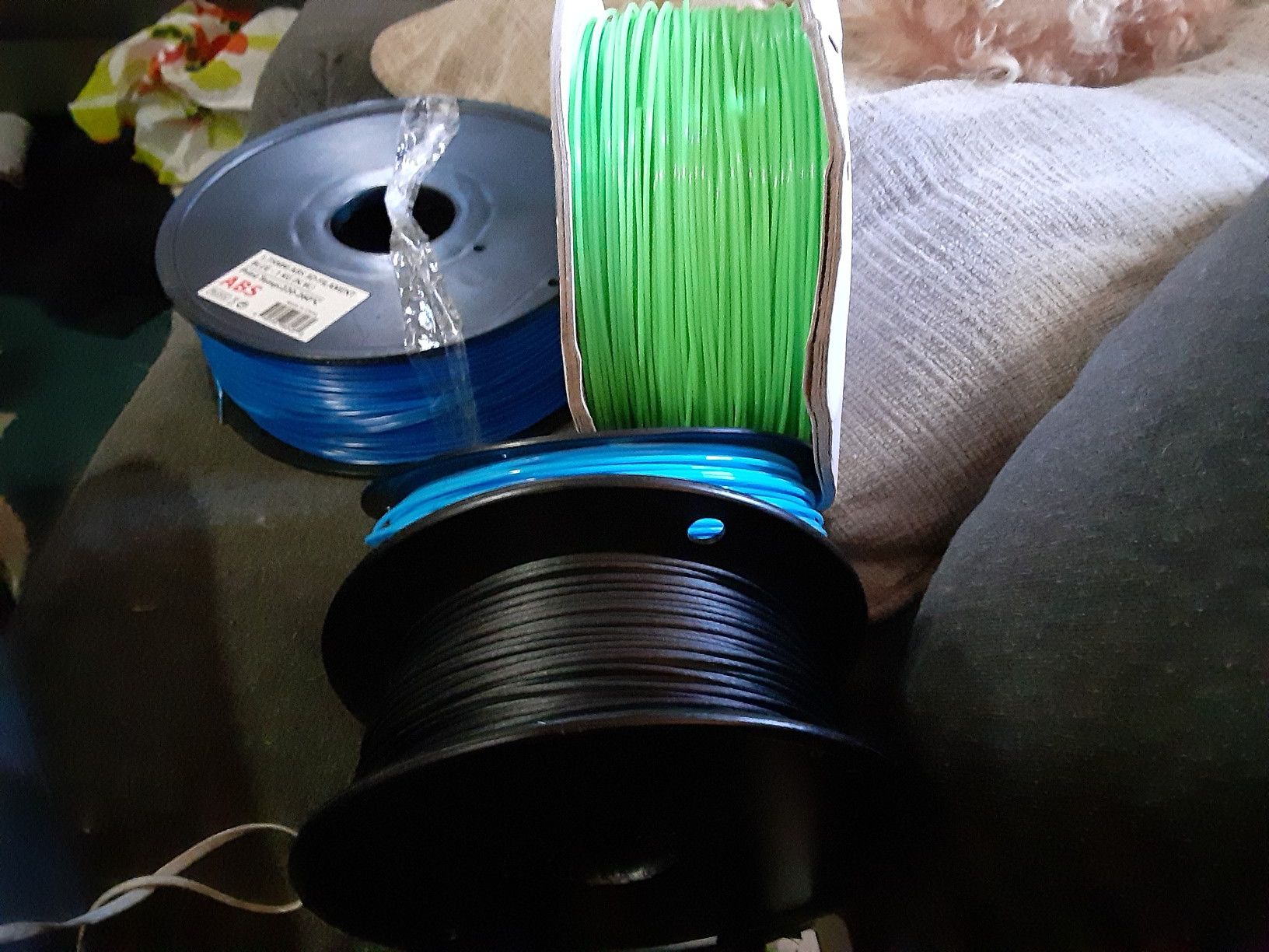 3D filament,I have 5 rolls 2 robot a small amount used,ABS, I brand new roll glow in the dark blue ,MG chemical glow in the dark brand new rolls