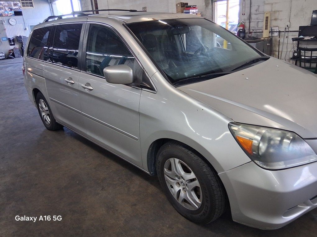 2005 Honda Odyssey