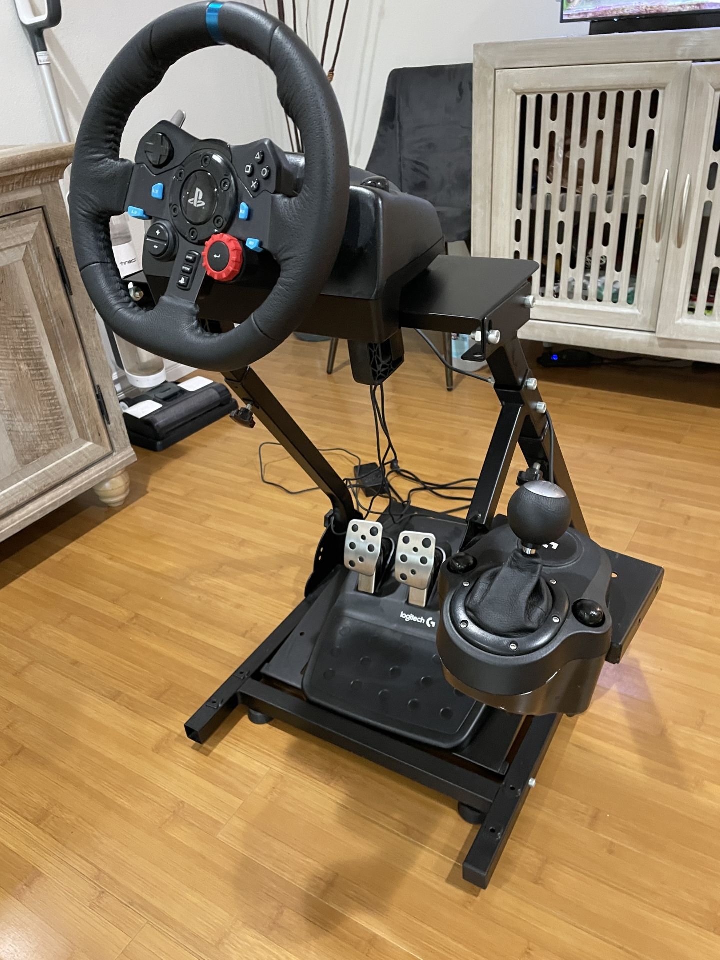 Logitech Driving Force Pro Feedback Steering Wheel Pedals E-UJ11 PC PS2 PS3  900 degrees for Sale in Arlington, TX - OfferUp