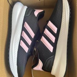 Women's Adidas Shoes 