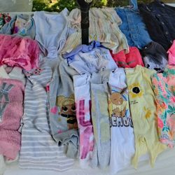 Bundle Of Clothes For Girl Mix Of Size 6/8 30 Pieces $35 Mix Of Shirts Dresses Skirts Shorts Swim Suits Long Sleeve Shirt Cute Tops Skirts 