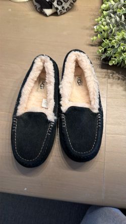 Ugg Slippers sz 8