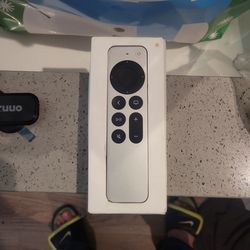 Apple Siri Remote New!