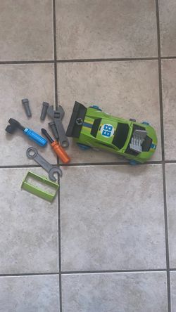 Hot Wheels - ready to race car builder