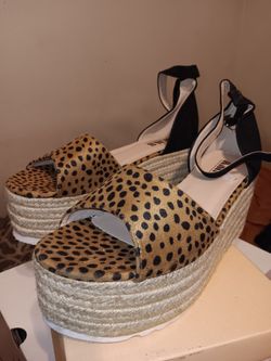 Women's Stylish Cheetah Print Shoes