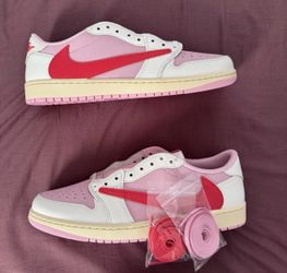 Air Jordan retro 1 low Travis Scott “Tropical pink” size 12