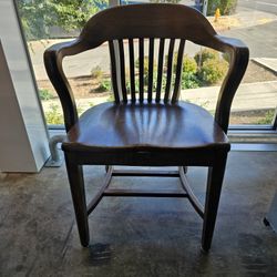 Courtroom Chair/Juror Arm Chair