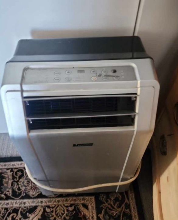 AC Unit Portable Works Great