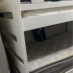 Bunk Beds With Matress 