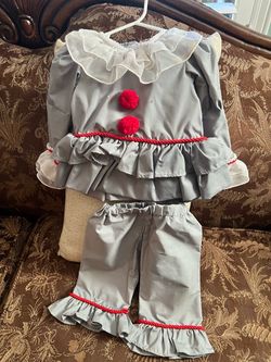 Pennywise costume
