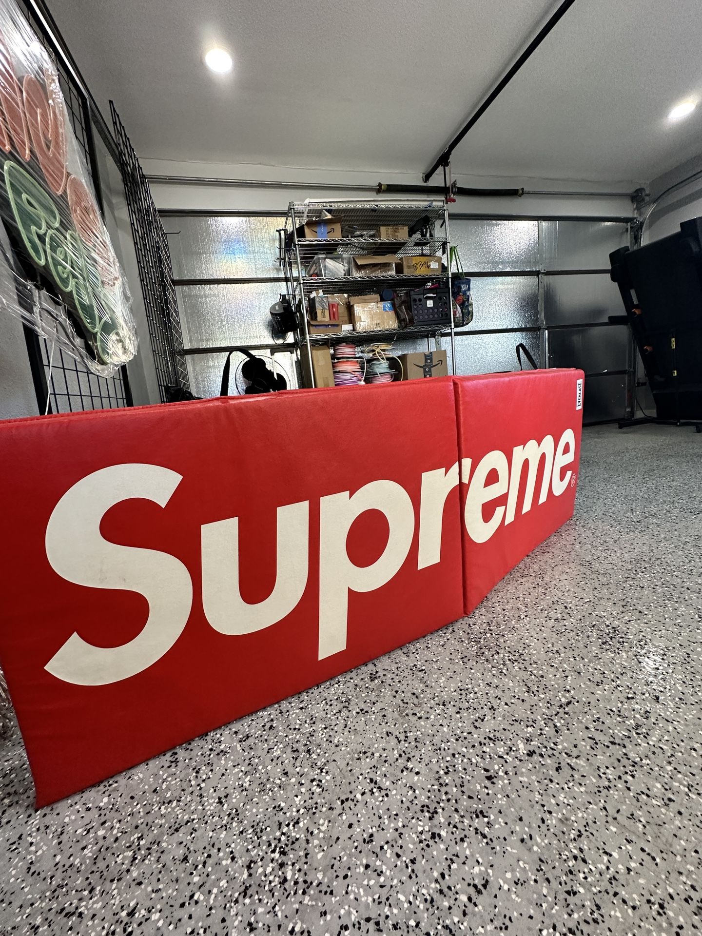 Supreme Everlast Mat Rare Red Authentic for Sale in Carson, CA