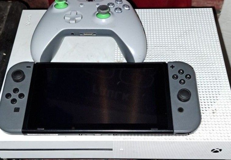 Xbox One S