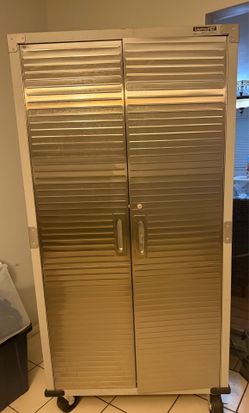 NEW METAL STORAGE CABINET 36X18X72 GABINETE DE METAL NUEVO 36 X18X72 GABINETE DE METAL NUEVO 36X18X72