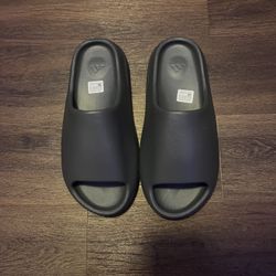 Yeezy Slides