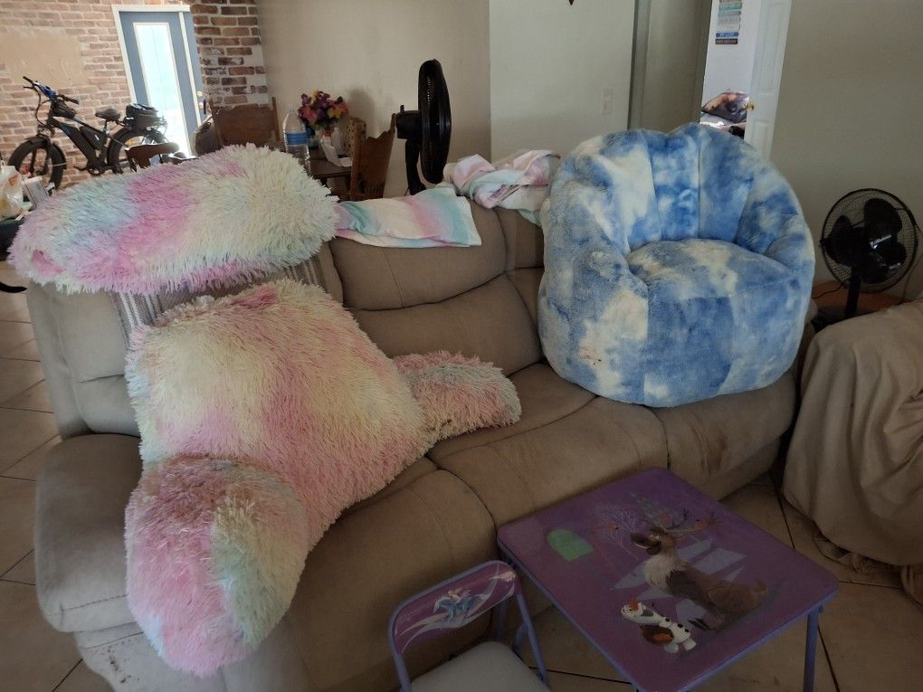 Kids Bedding, And Frozen Table And Chair