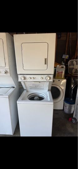 Laundry stackable 24”