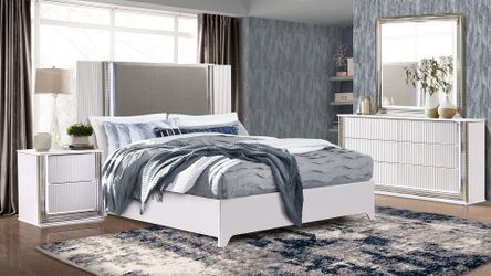 White King 4 PC Bedroom Set  ~ Delivered & Installed 