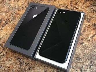 iPhone 8 Like New