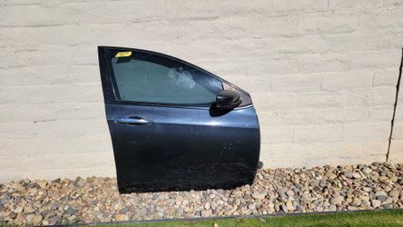 2014 Dodge Dart Front Passenger Door